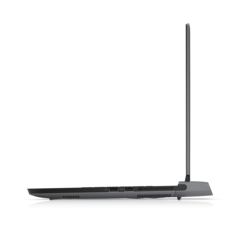 Alienware m15 R6 - Right. (Image Source: Dell)