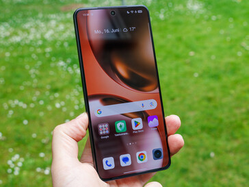 realme GT 7: Outdoor viewing (Image source: Daniel Schmidt)