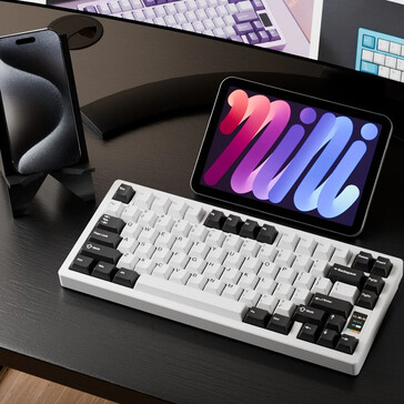 Chilkey ND75 wireless mechanical keyboard in white. (Image source: Chilkey)