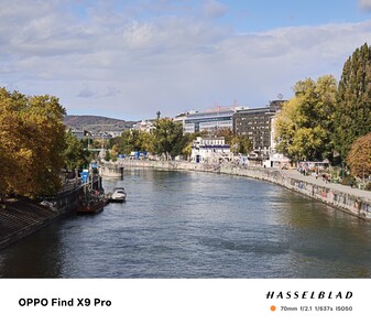 Oppo 70mm 200 megapixel, without tripod.