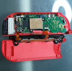 You can fix the dreaded Joy-Con drift with a piece of cardboard. (Image source: VK&#039;s Channel)