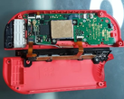 You can fix the dreaded Joy-Con drift with a piece of cardboard. (Image source: VK's Channel)