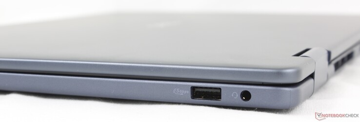 Right: USB-A 3.2 Gen. 1, 3.5 mm headset