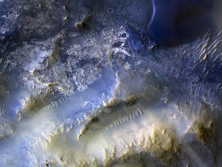 The 100,000th image captured by NASA's Mars Reconnaissance Orbiter. (Image source: NASA/JPL-Caltech/University of Arizona)
