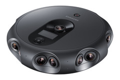 The 360 Round camera integrates 17 lenses. (Source: Samsung)