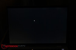 Only slight light bleed