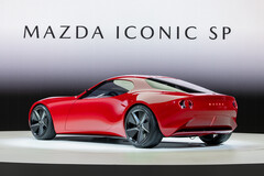 A short rear and central weight distribution should make the Iconic SP a rather fun ride. (Image source: Mazda)