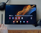 The Samsung Galaxy Tab S8 Ultra is a do-it-all supersized Android tablet. (Image source: Alex Waetzel / Notebookcheckreviews on YouTube)