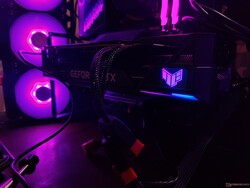 Asus TUF Gaming RTX 4070 Ti OC Edition: RGB effects