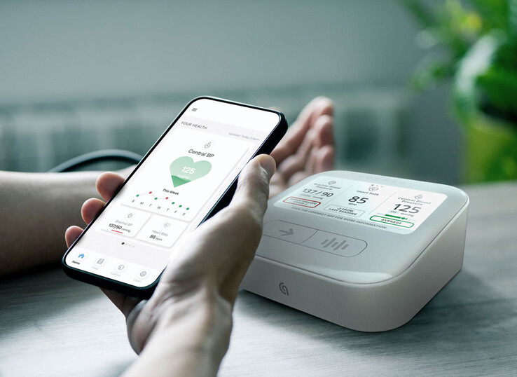 The CONNEQT Pulse and app. (Image source: CONNEQT)