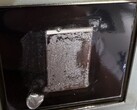 PS5 heatsinks are not immune to the long-term effects of gallium corrosion, as this permanently scarred contact surface demonstrates.