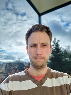 Shot taken with the front-facing camera of the OnePlus Nord N10 5G