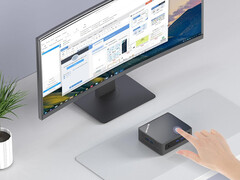 The built-in touchpad of the mini PC has multi-touch gesture support (Image source: Kidwants)