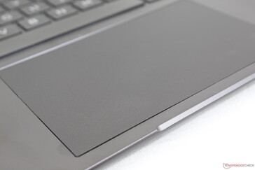 Clickpad is the same size as before at 12.5 x 8 cm. Its surface is smooth, but clicking is a bit on the spongy side