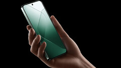 Xiaomi 15 will reportedly retain the same compact size as Xiaomi 14 but will pack a bigger battery (Image source: Xiaomi)