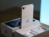 Apple could turn to yearly iPhone SE releases starting next year. (Image source: AB)