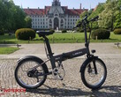 PVY Libon folding e-bike hands-on review: King of range with dual battery?