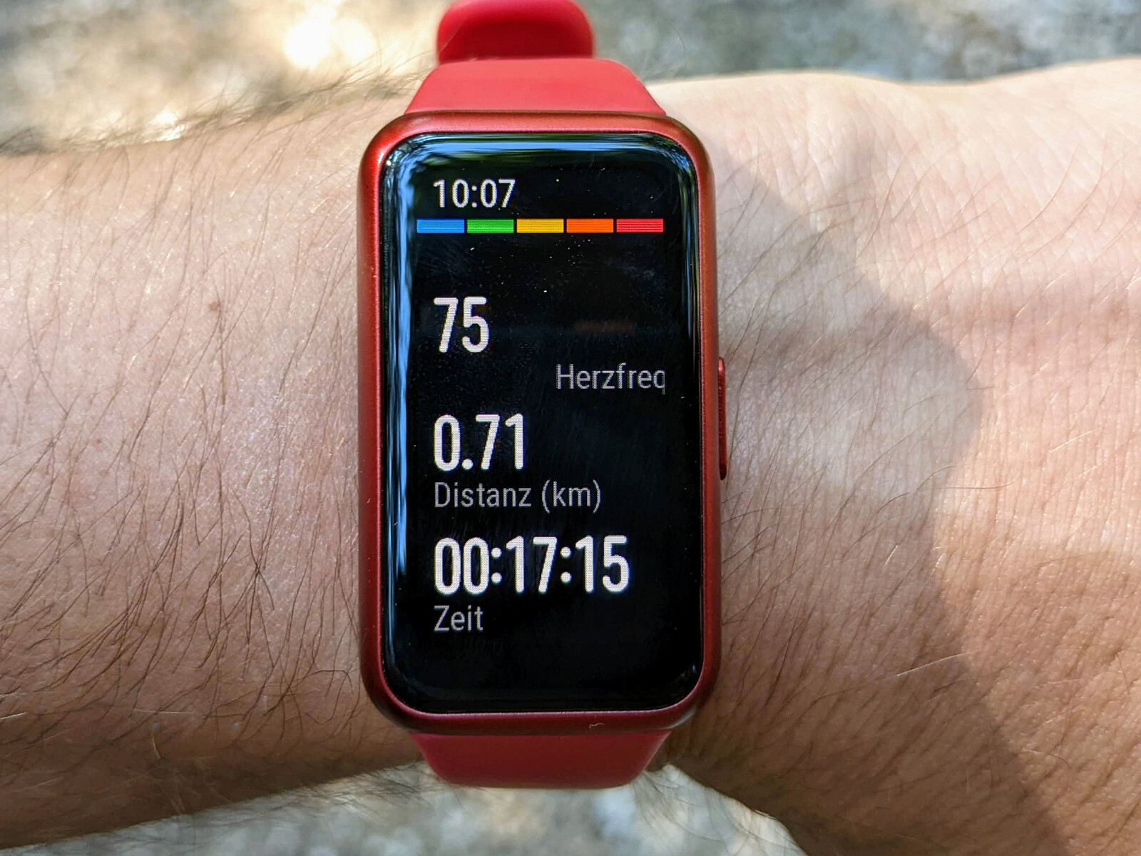 Huawei Band 7 review - an inexpensive tracker that can do it all