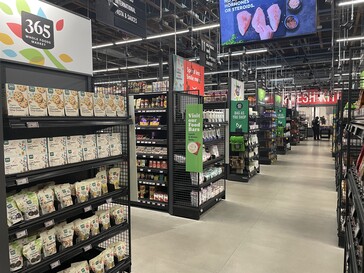 ... is one of the largest Pick & Go stores. (Photo: Andreas Sebayang/Private)