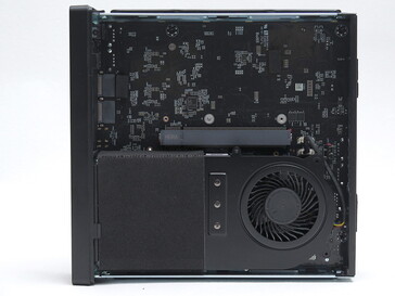 Minisforum MS R1 other part of the internals (Image source: PC Watch)