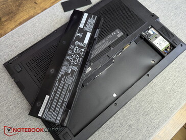 Replacable battery