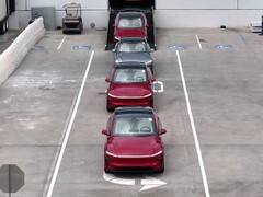 Model Y driving itself to delivery lots using unsupervised FSD. (Image source: Tesla/X)