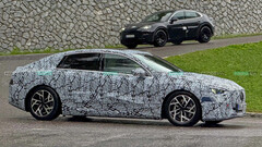 The Mercedes C-Class EQ: Spy shots of the new electric sedan - Breakthrough in design and range. (Image source: Andrei Nedelea)pdate promise is significantly limited.
