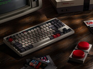 8BitDo Retro Mechanical Keyboard French AZERTY layout (Image source: Game Outlet Europe)