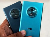The HMD Touch packs a touchscreen into a feature phone. (Image source: @smashx_60)