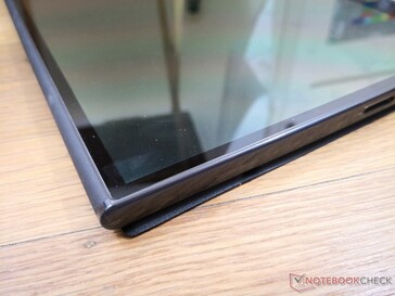 Edge-to-edge glass cover. It is not a touchscreen!