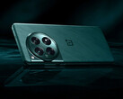 8/256 GB OnePlus 12 is down to $649.99 on the official store (Image source: OnePlus)