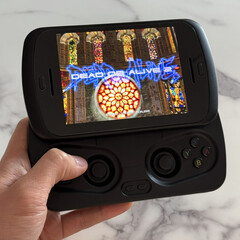 The RG Slide is already in the hands of reviewers hands. (Image source: forthenext)