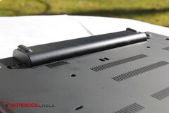 The external, expanded battery of the Lenovo ThinkPad T480