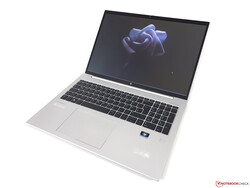 Review: HP EliteBook 865 G9. Test unit provided by campuspoint