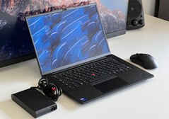 Lenovo hat put a high-end configuration of the ThinkPad P14s on sale for over 60% off MSRP (Image source: Andreas Osthoff)