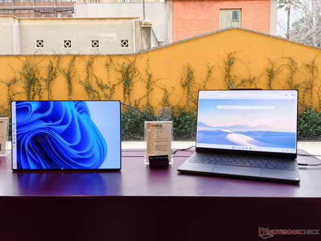 The secondary screen of ThinkBook Modular AI PC concept as a side display