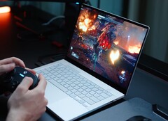 The Asus ROG Zephyrus G14 2025 has been discounted by $400 at Best Buy (Image source: Alex Wätzel)