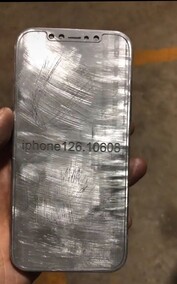 iPhone 12 mold. (Image source: @Jin_Store)