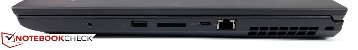 Right side: Stereo jack, USB-A 3.2 Gen1, SD-reader, USB-C 3.2 Gen2, RJ45, slot for a Kensington lock