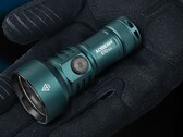 The E10 2.0 EDC flashlight has a long throw and compact dimensions (Image source: Acebeam)