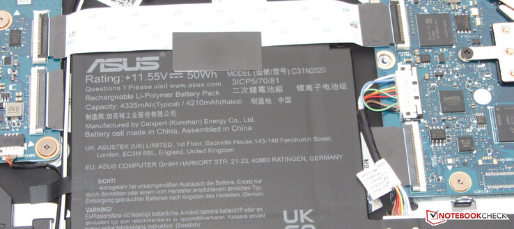 The battery has a capacity of 50 Wh.