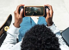 The latest iPhone gamepad from Corsair has anti-drift thumbsticks. (Image: Corsair)