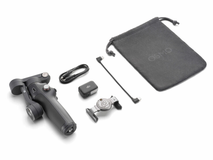 The Osmo Mobile 8 comes with a mobile clamp, an tracking module and a few other accessories. (Image source: DJI)