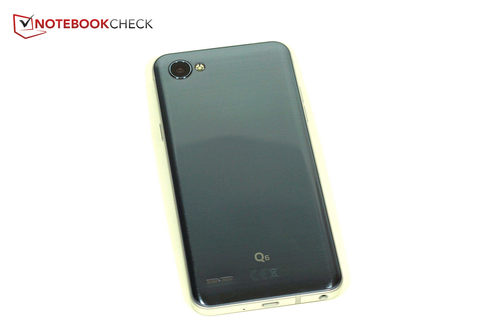 LG Q6 Smartphone Review - NotebookCheck.net Reviews