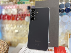 csm_Fotos_Samsung_Galaxy_S25_FE_4_zu_3_Teaser_1_ed794ea549.jpg
