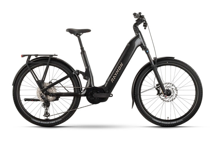 The suspension fork offers a fairly long travel