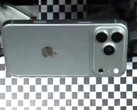 A major Apple leak offers a first alleged look at the iPhone 18 Pro. Images of the device's interior have also been leaked.