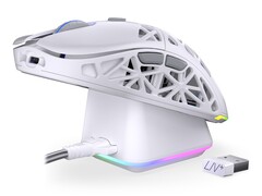 The Liv Plus wireless gaming mouse is now also available in white (Image source: Endorfy)