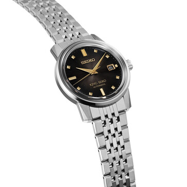 (Image source: @plus9time on Instagram)