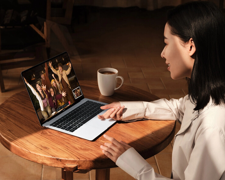 Huawei MateBook X Pro 2024 Lightweight MacBook Air competitor with